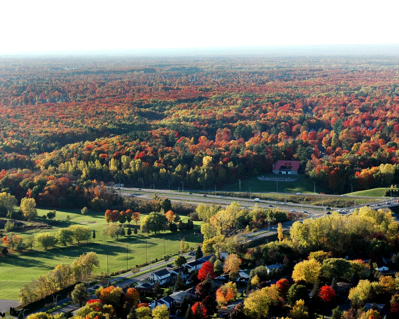 Vue panoramique de Montréal depuis Lorraine, Rive-Nord